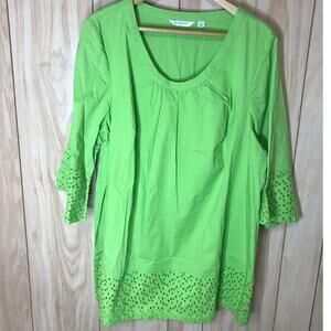 Liz Claiborne Embroidered Pleated Scoop Neck 3/4 Sleeves Top 1X